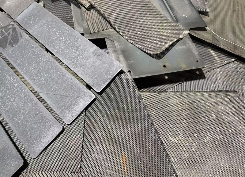 Reciclaje de placas de titanio