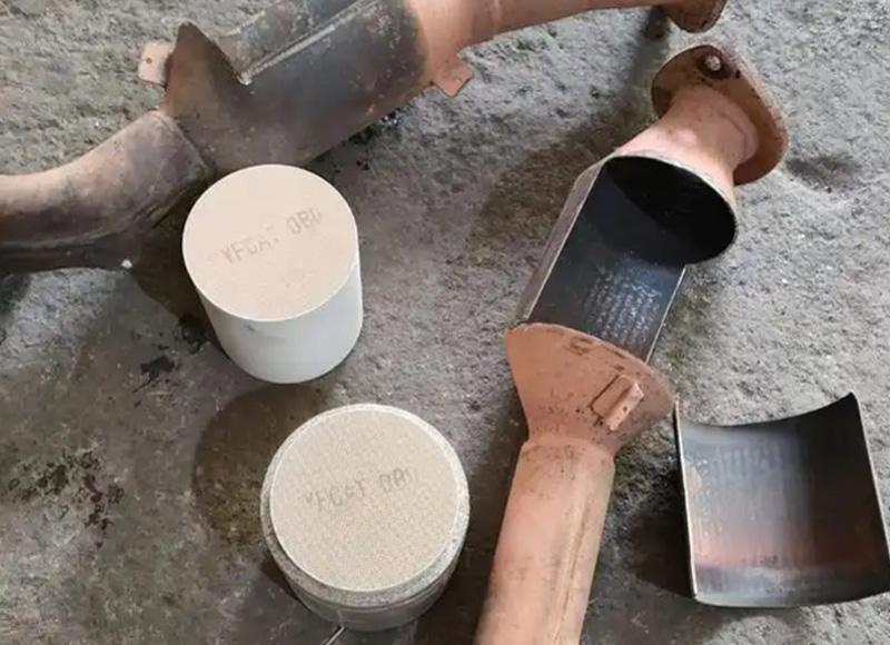 Reciclaje de convertidores catalíticos